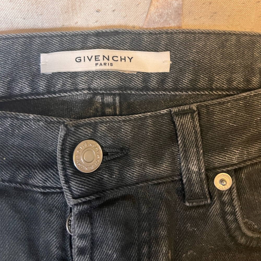 Givenchy slim denim pants in very stylish color pallet. 30/30.